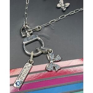 Guess Silver Tone Charm Necklace Earrings (3pc Set) Travel Case Chic Trendy NWT